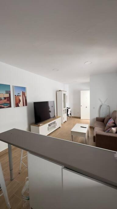 Rockside Residentes Suites La Linea La Línea de la Concepción エクステリア 写真