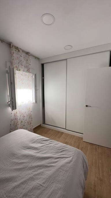 Rockside Residentes Suites La Linea La Línea de la Concepción エクステリア 写真