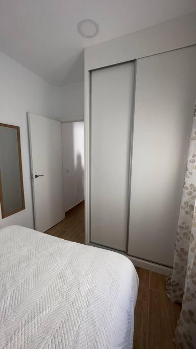 Rockside Residentes Suites La Linea La Línea de la Concepción エクステリア 写真