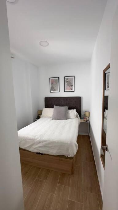 Rockside Residentes Suites La Linea La Línea de la Concepción エクステリア 写真